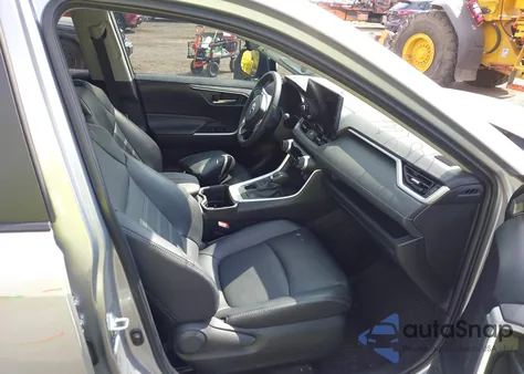 2023 Toyota Rav4 Xle Premium z USA, uszkodzony, nr VIN 2T3A1RFV5PC387709